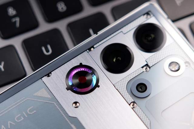 Pro+评测：游戏手机的终极答案PP模拟器试玩入口红魔10S(图23)