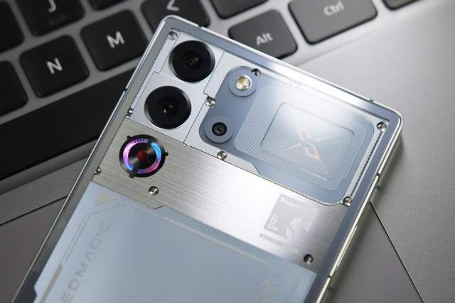 Pro+评测：游戏手机的终极答案PP模拟器试玩入口红魔10S(图30)